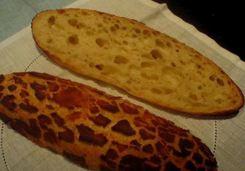 (2a) crumb of Mottled Golden Semolina Sourdough